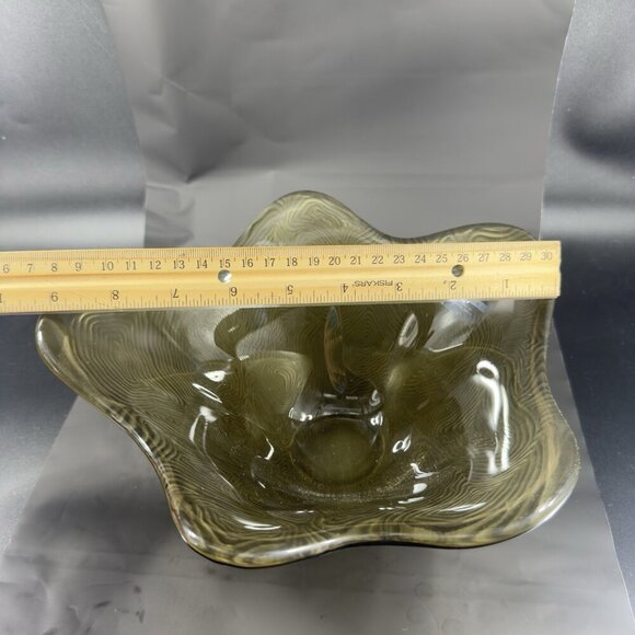 Sasaki Stephen Dweck Glass Bowl Abstract Shape Olive Green Satin Swirl Japan VTG - Picture 3 of 16